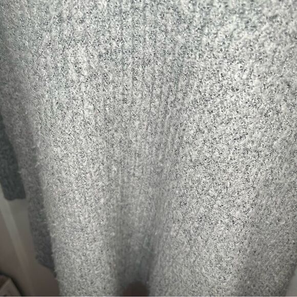 Forever 21 Chunky Knit V-Neck Gray Sweater Side Slits S - Picture 5 of 10